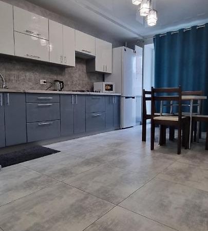 Затишна Двокімнатна Квартира Ternopil Extérieur photo
